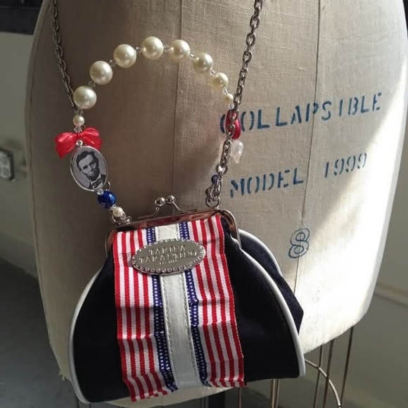 Welcome to The House of Tara! - Picture 11 of 17